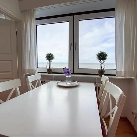 Strandhotel, App 3sh218 Apartment Heiligenhafen